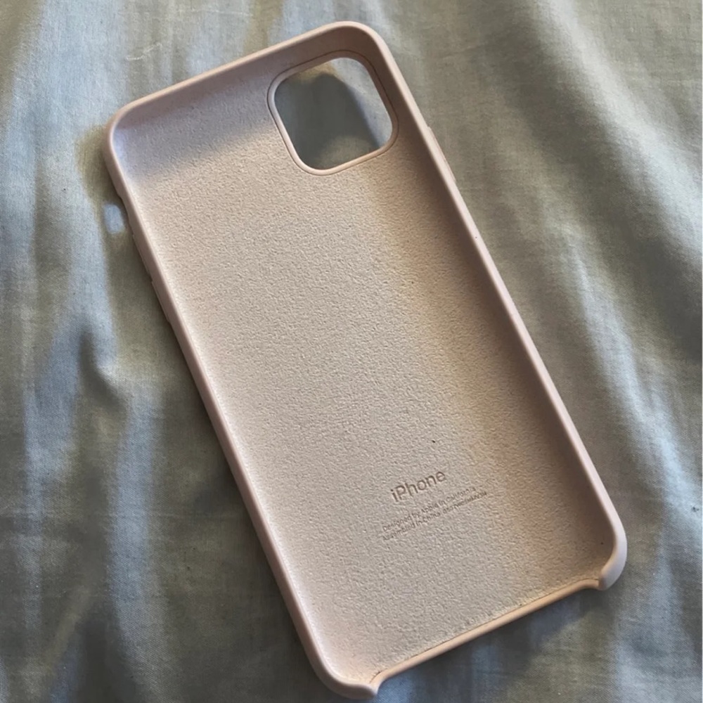 iPhone 11pro max APPLE case💗